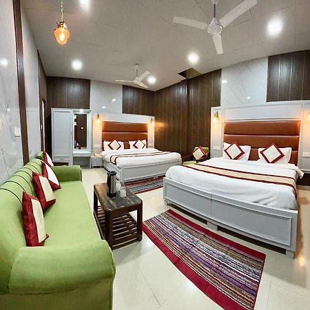 Hotel Amar Масурі Екстер'єр фото