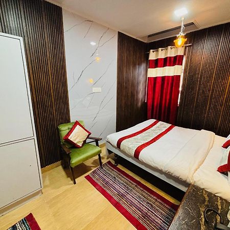 Hotel Amar Масурі Екстер'єр фото
